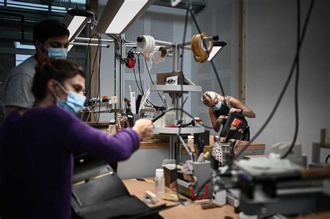 la nouvelle manufacture Hermes auvergne